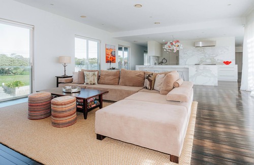 Portsea House | Panoramic Portsea: 5 BR, 6.5 BA House in Portsea, Sleeps 10