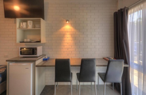 Swan Hill Hotel | Paruna Motel