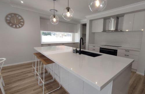 Callala Beach House | Pearl Jervis Bay - Luxury with Swimming Pool