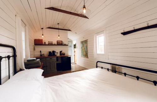 Flaxton House | Pelham Cottage, Kondalilla Falls