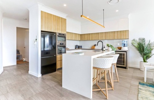 Sunrise Beach Apartment | Penthouse luxe in Sunrise Beach