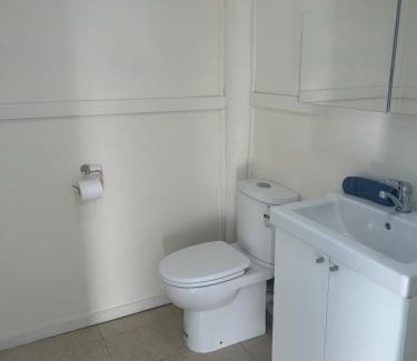 Loch Sport House | Picturesque Lakeside Getaway: Views, Beach, Park