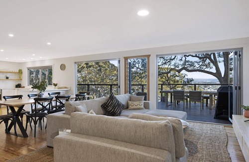 Pretty Beach House | Pretty View at Pretty Beach