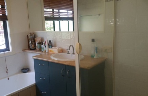 Currumbin Waters Resort | Private room ∙ 1 guest