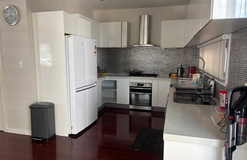Lidcombe Resort | Private room ∙ 1 guest
