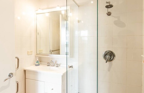 Longueville Resort | Private room ∙ 2 guests