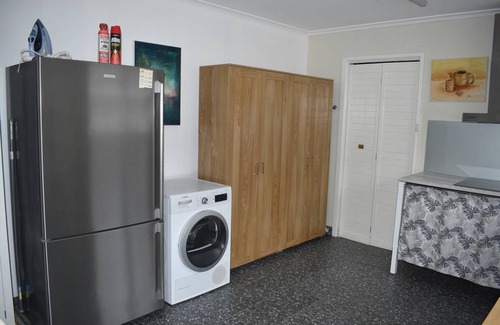 Altona Meadows Resort | Private room ∙ 1 guest