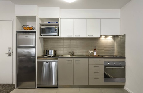 Heatherton Apartment | Quest Moorabbin