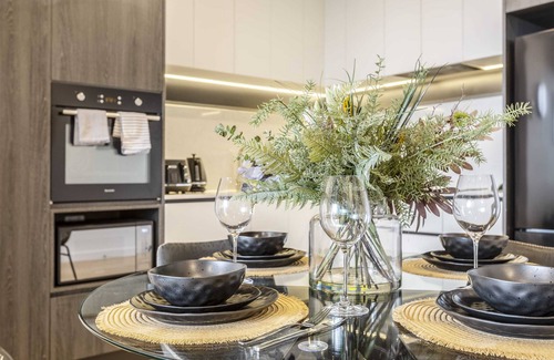 Alphington Apartment | Relax and Recharge in Alphington