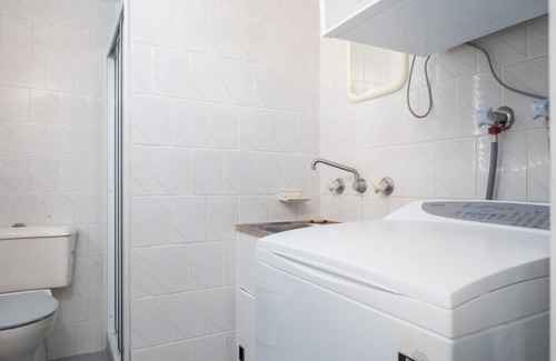 Malua Bay Apartment | Retreat Beside The Beach - Unit One