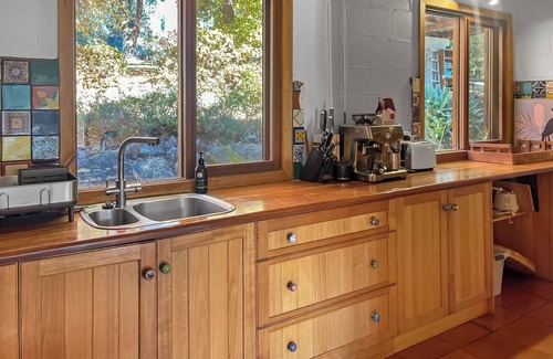 Merrijig House | Ridge River Retreat: 4 BR, 3.5 BA House in Merrijig, Sleeps 8