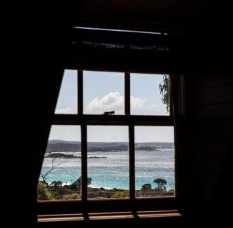 Binalong Bay House | SABI Award Winning Designer Cabin