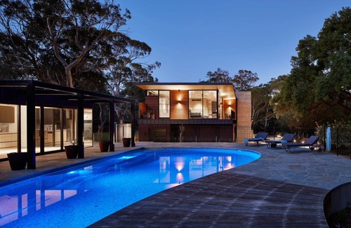 Shoreham House | Sand Steps (Heated Pool)