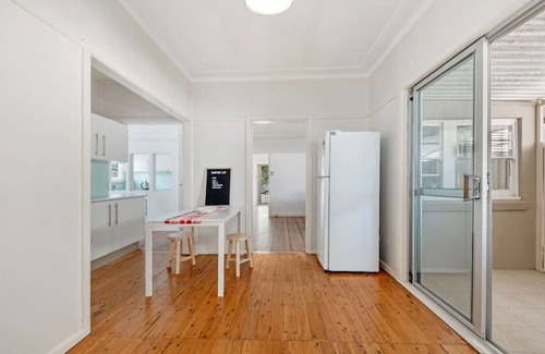 Sans Souci Apartment | Sans Souci | 4-Bedroom Home Near Beach