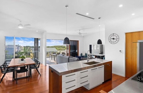 Kingscliff House | Sea Bliss- 3Bed home with ocean views