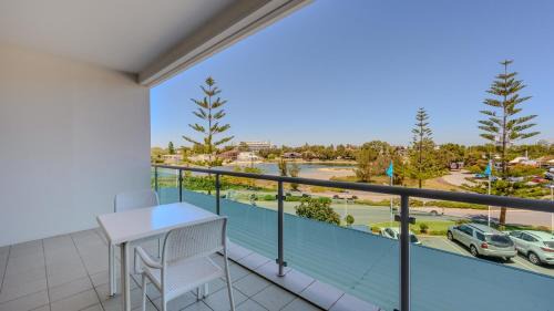 Mandurah House | Sea Side 104
