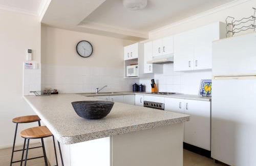 Hawks Nest House | Seachange Apartment 1