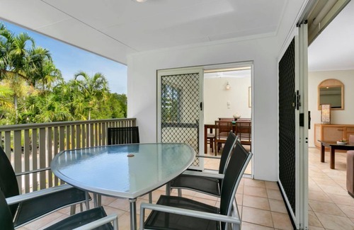 Port Douglas Apartment | Seascape Holidays at The Queenslander Two Bed Deluxe