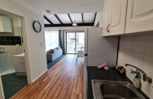Scarborough Apartment | Seashore Memories - Sleeps 3