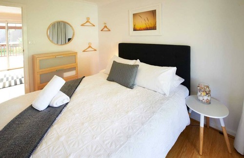 Prevelly House | Seaview with stunning views to the surf in our scenic Prevelly Park