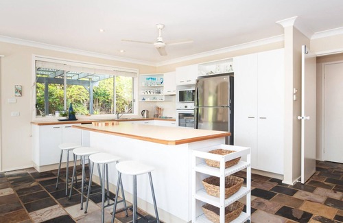 Corlette House | Serenity, 7 Mulloway Place - Peaceful house with air con Netflix & WIFI