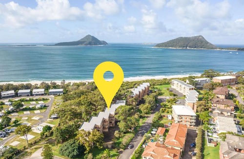 Nelson Bay Apartment | Shoreline 10 beautifully renovated unit with water views