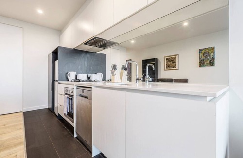 St Kilda Apartment | Southside Savvy Easily Explore St Kilda and Windsor