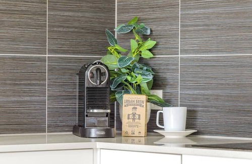 Maroochydore House | Spacious 3BR Townhouse Pet Friendly Shops Nearby
