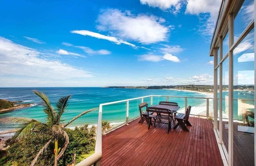 Mollymook Beach House | Spectacular Views Sum