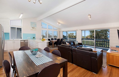 Lennox Head House | Spoil yourself at Seascape