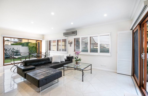Cronulla House | Sth Cronulla Ocean Side hideaway Steps from beach