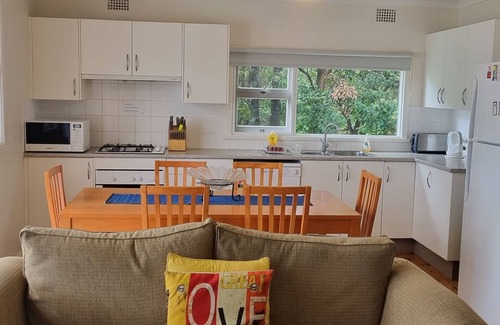 Bendalong House | Sting Ray Bay - The Blue House in Bendalong