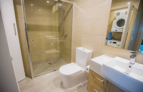 Windsor Apartment | Stylish 2-bedroom apartment in Windsor, Brisbane