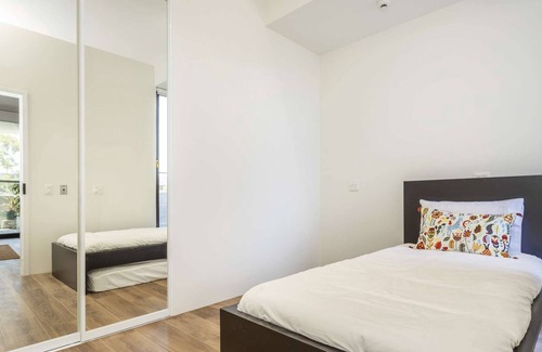 Leederville Apartment | Stylish boutique apartment with huge balcony. Free WIFI & Nespresso machine