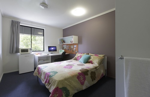 Newtown Hotel | Sydney University Village