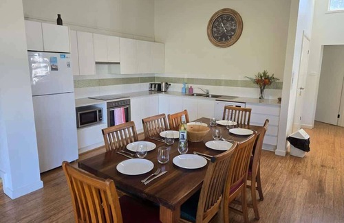 Mollymook Beach House | Tallwoods Beach House