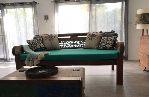 Werri Beach House | The Bungalow - where the mountains meet the sea.
