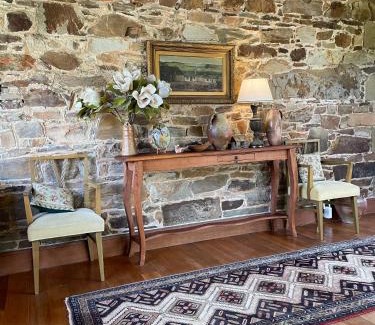 Central Mudgee House | The Coach House on River and Park