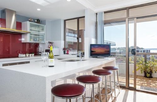 Nelson Bay Apartment | The Commodore, 23,9-11 Donald Street - Delightful unit with gorgeous water views, air con and wi-fi