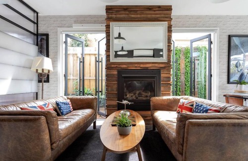 Windsor House | The Kings Domain at The House of Windsor by Ready Set Stay - Ground Level
