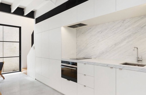 Darling Harbour Apartment | The Loft in historic Pyrmont
