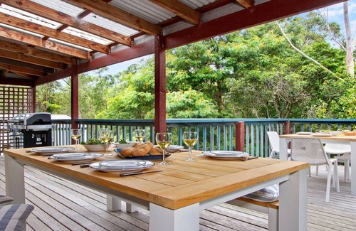 Lake Conjola House | The Muskoka – Stay 3 Pay 2