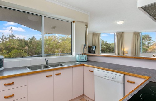 Currimundi Apartment | The Outlook U8/9 Hume Parade