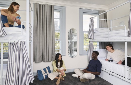 Woolloomooloo Hostel | The Pacific House Hostel