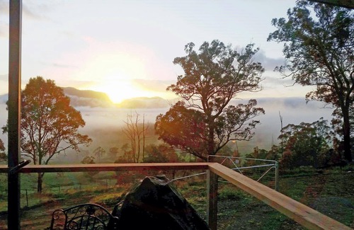 Gloucester House | The Ridge Eco Cabin, TOP NOTCH