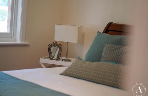 Woodside Bed & Breakfast | The Vigneron Villa