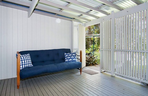 North Creek Apartment | This large and airy tri-level home offers the pinnacle of beachside living