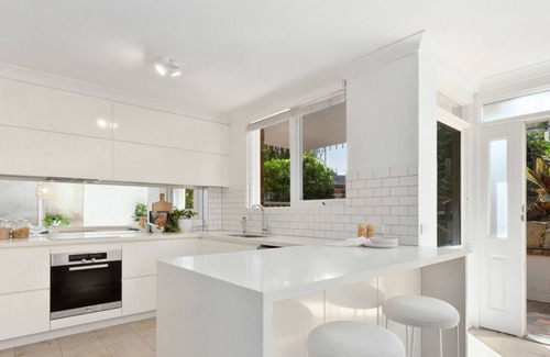 Manly House | Three Bedroom Harbourfront Townhouse in Manly!