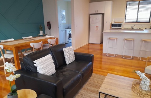Ocean Grove House | Top Location - 5 minute walk to Beach. Short stroll to Main Street. Perfect!