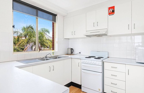 Nelson Bay Apartment | Unit 3/4 Intrepid Close - Little Beach Seaspray Break. just 60m from Shoal Bay Beach